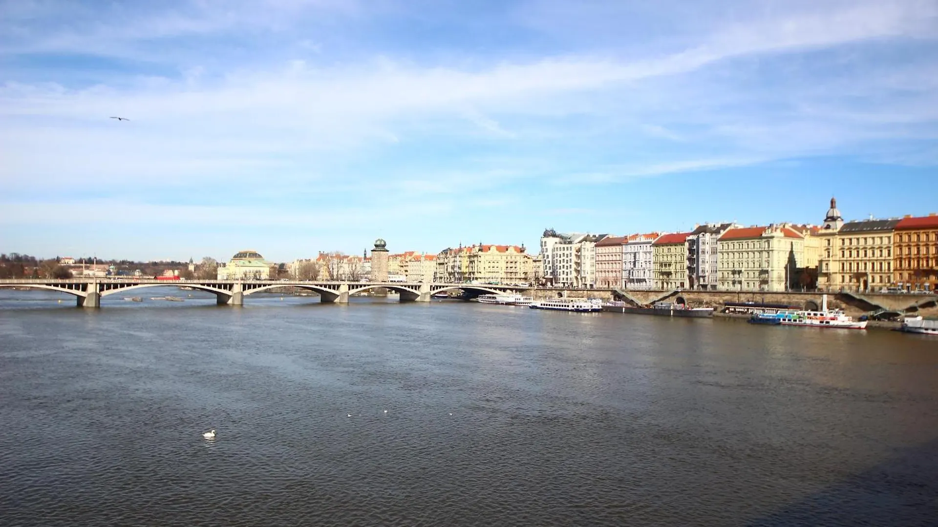 Quiet Apartment In The City Center With Own Terrace Prague